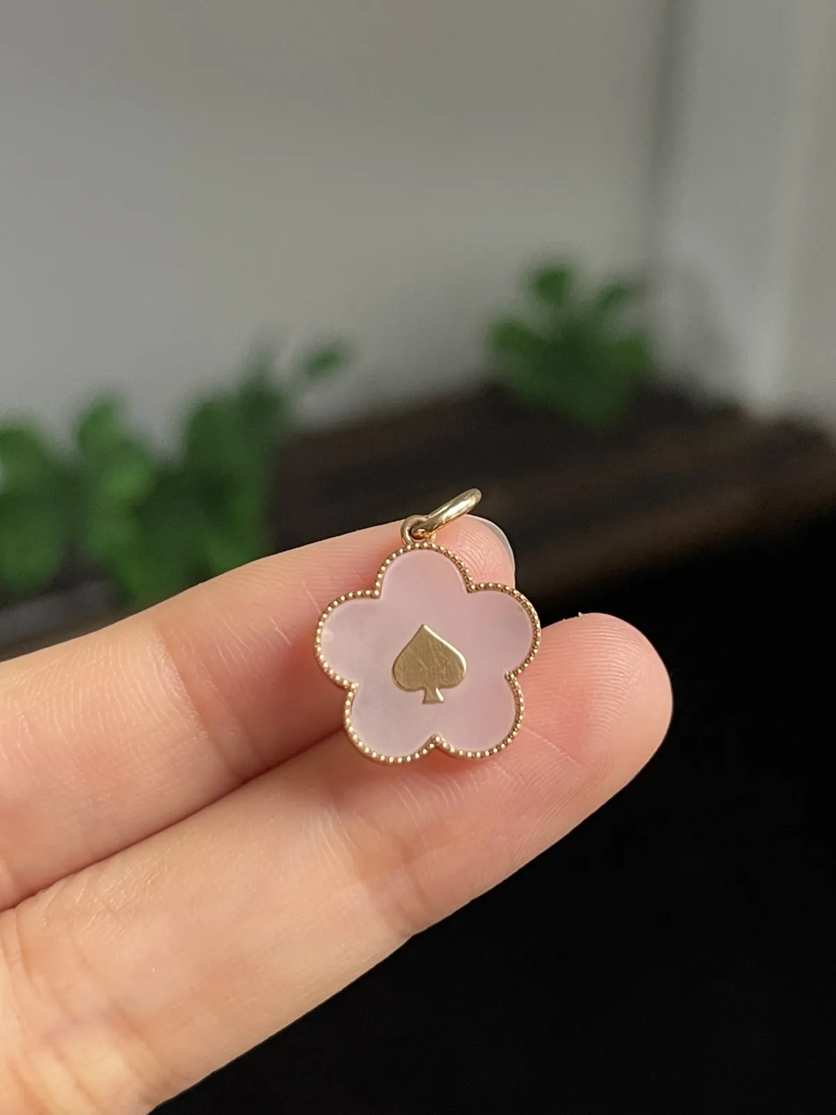 和田玉挂坠，伴钻石，印记：Au750