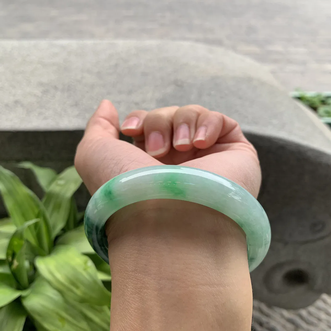 圈口 56.5-12-8.4【辣绿正圈手镯】正圈56 57可戴