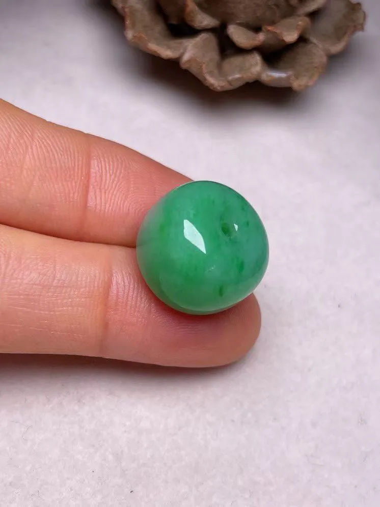 冰糯种飘绿【路路通】吊坠，种水好，玉质细腻 ，卖相好