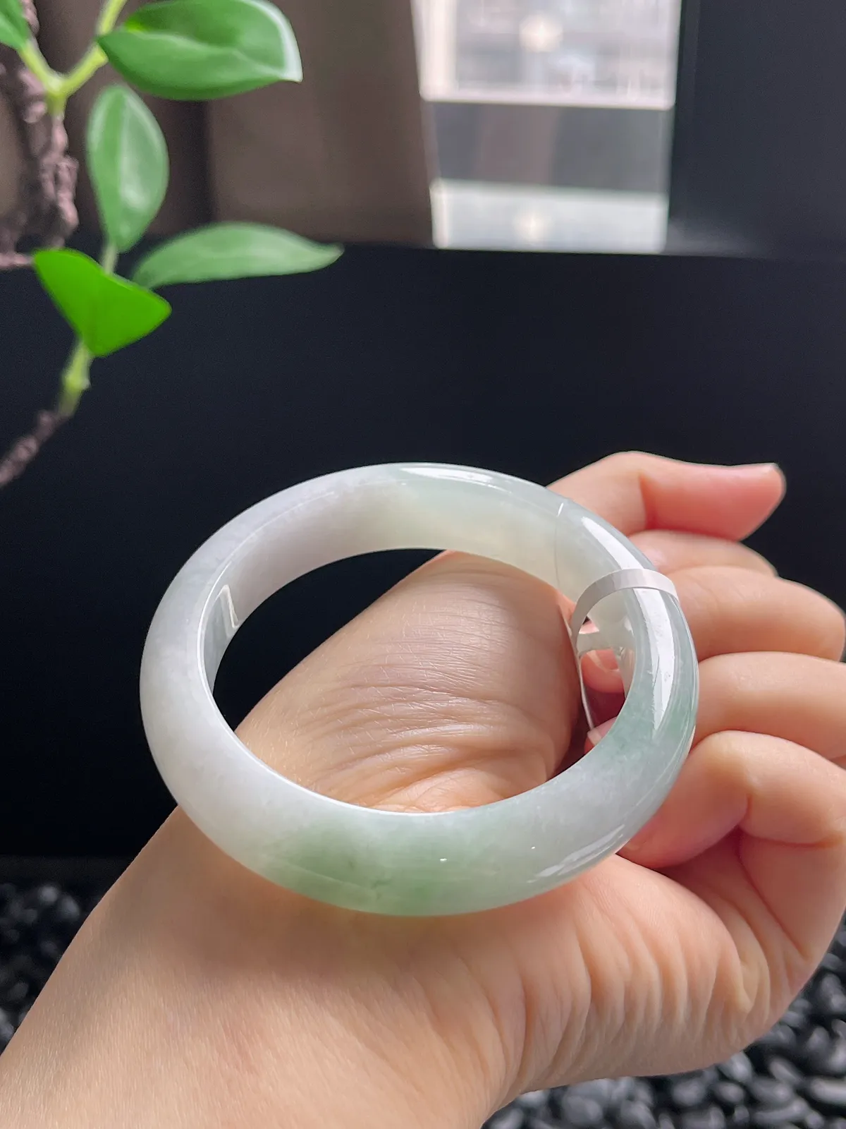 正圈52圈口，翡翠糯化种飘花手镯