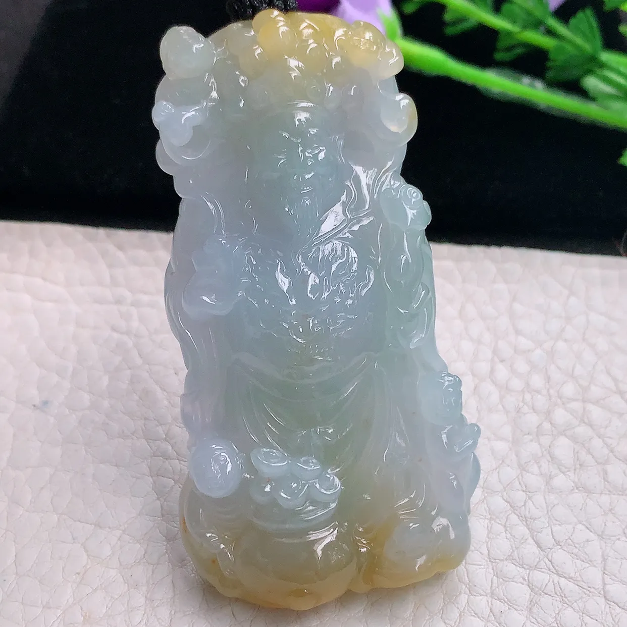 yl实拍70*37.6*12.6缅甸天然翡翠精雕俏黄翡冰透财神爷吊坠 招财进宝