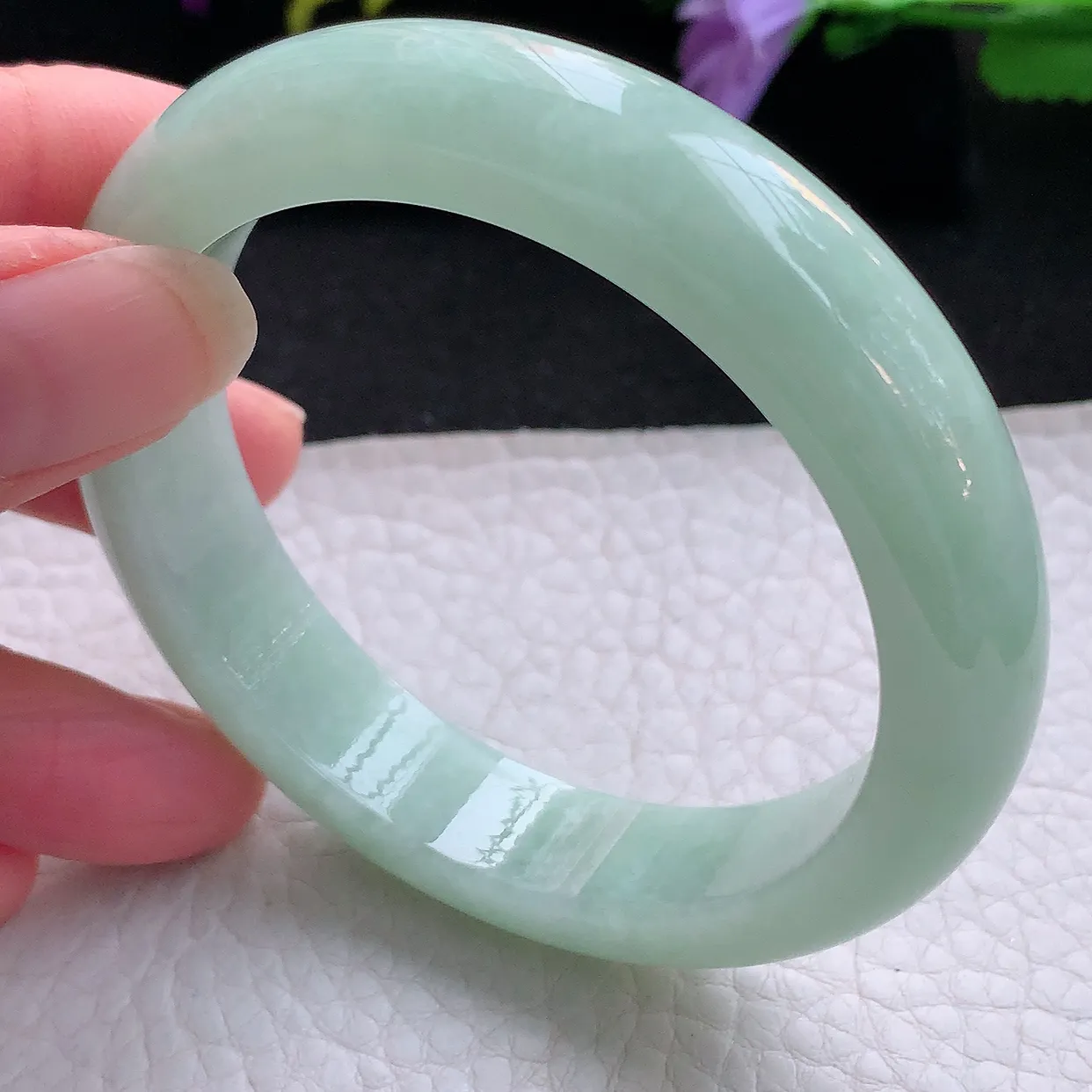 Ee大圈口55*12.5*8.5平安镯 天然翡翠A货手镯甜绿宽边正圈玉镯子