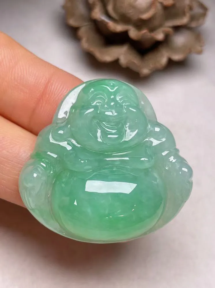 冰糯种飘绿【佛公】吊坠，种水好，玉质细腻 ，卖相好‘.