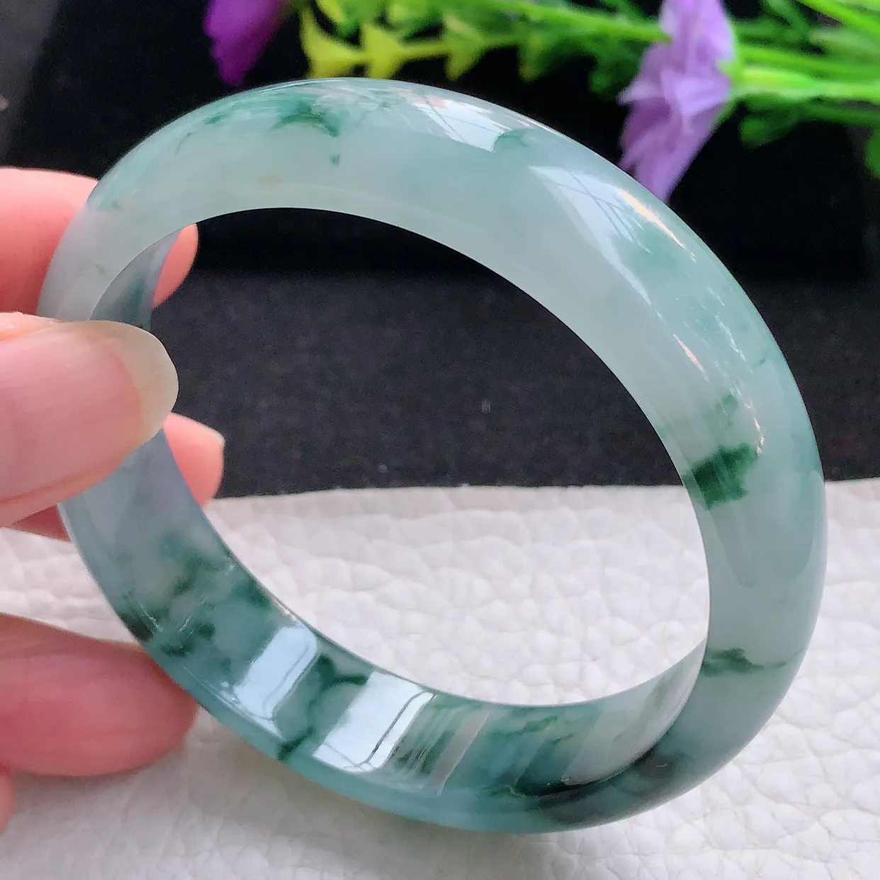 Js实拍57*14.8*6.6平安镯 天然翡翠A货手镯冰透飘花宽边正圈玉镯子