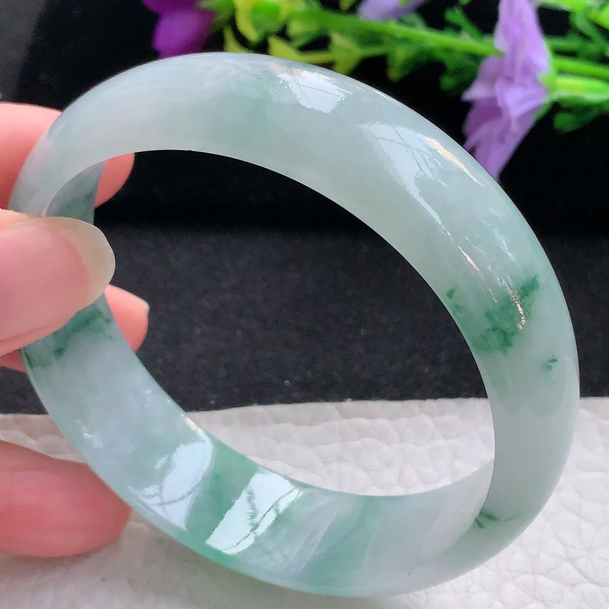 Js实拍59.5*16.8*6.5大圈口轮胎天然翡翠A货手镯冰透飘花宽边正圈玉镯子