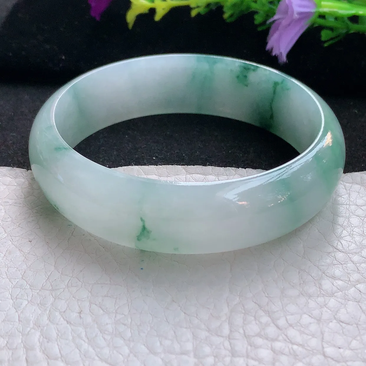 Js实拍59.5*16.8*6.5大圈口轮胎天然翡翠A货手镯冰透飘花宽边正圈玉镯子