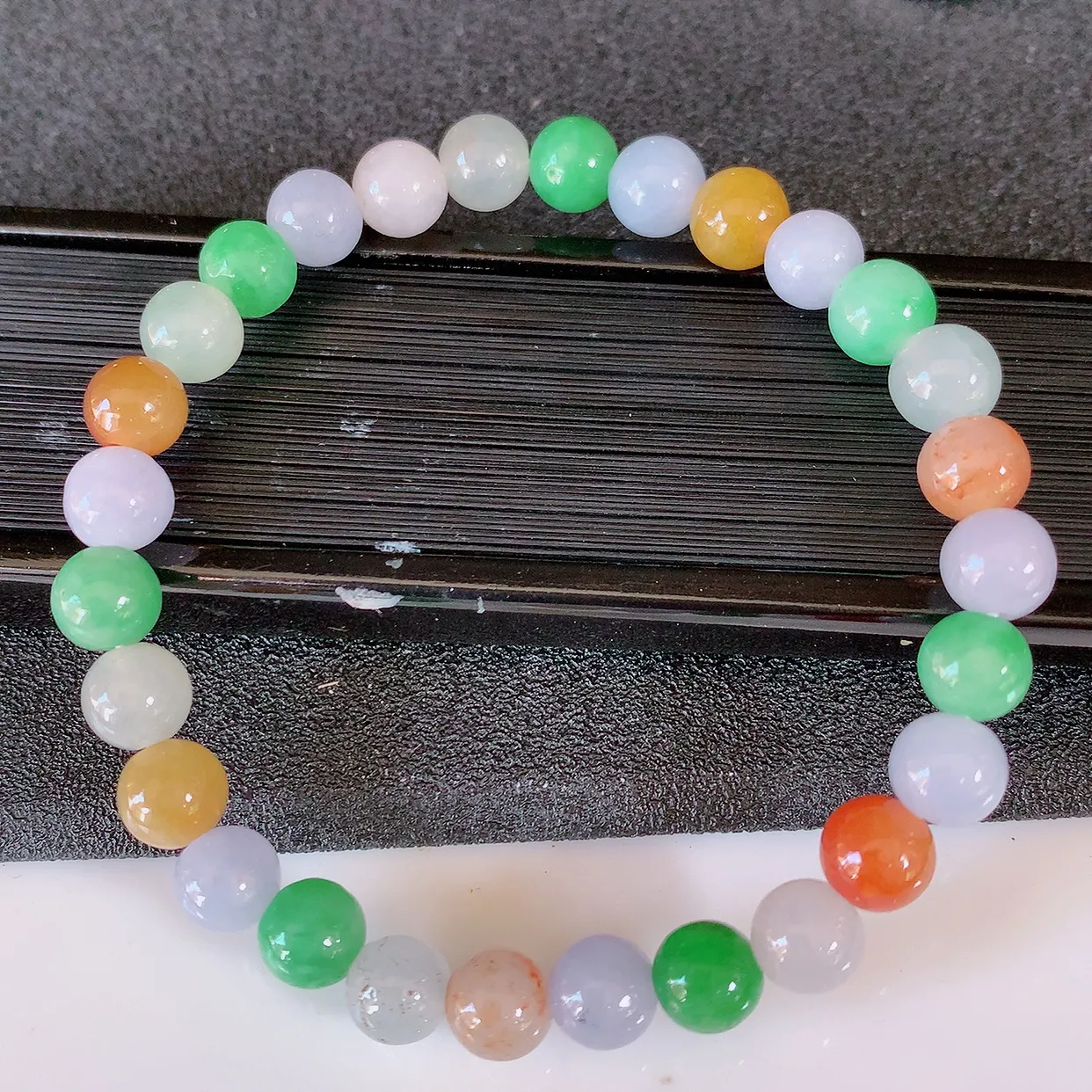 自然光实拍，冰润多宝翡翠手链，多彩翡翠手串，颜色丰富，料子细腻，高档大气，自戴送礼佳品！#46.26取一尺寸6.5