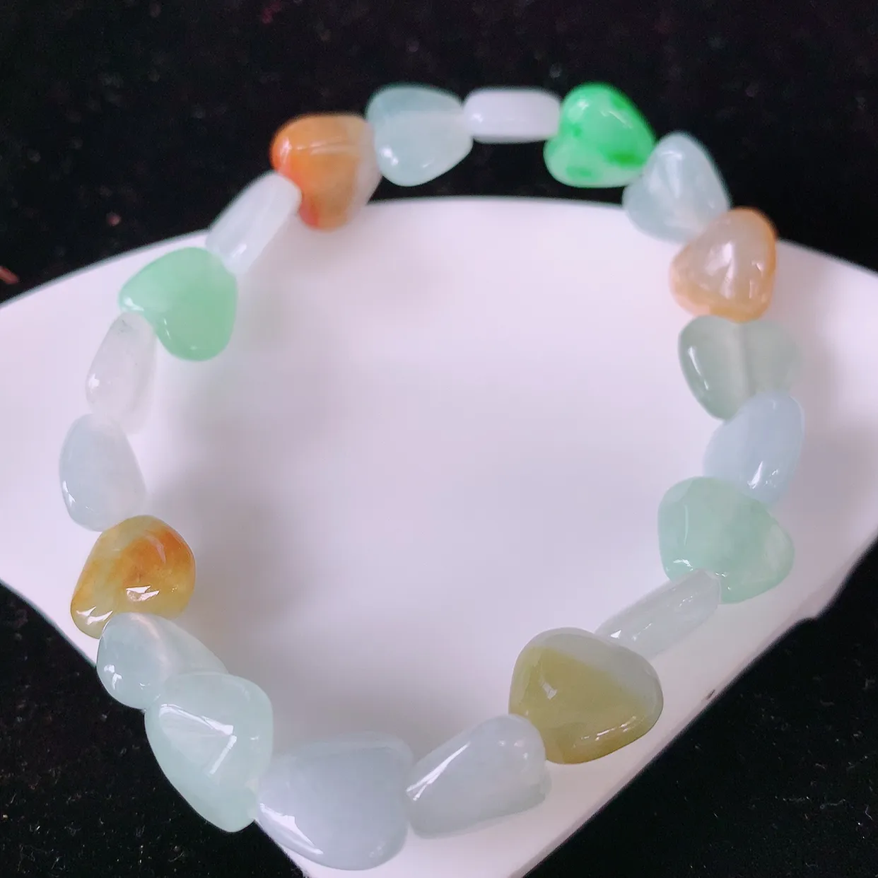 自然光实拍，冰润多宝翡翠手链，多彩翡翠手串，颜色丰富，料子细腻，高档大气，自戴送礼佳品！#81.24取一尺9*10.5*4.8