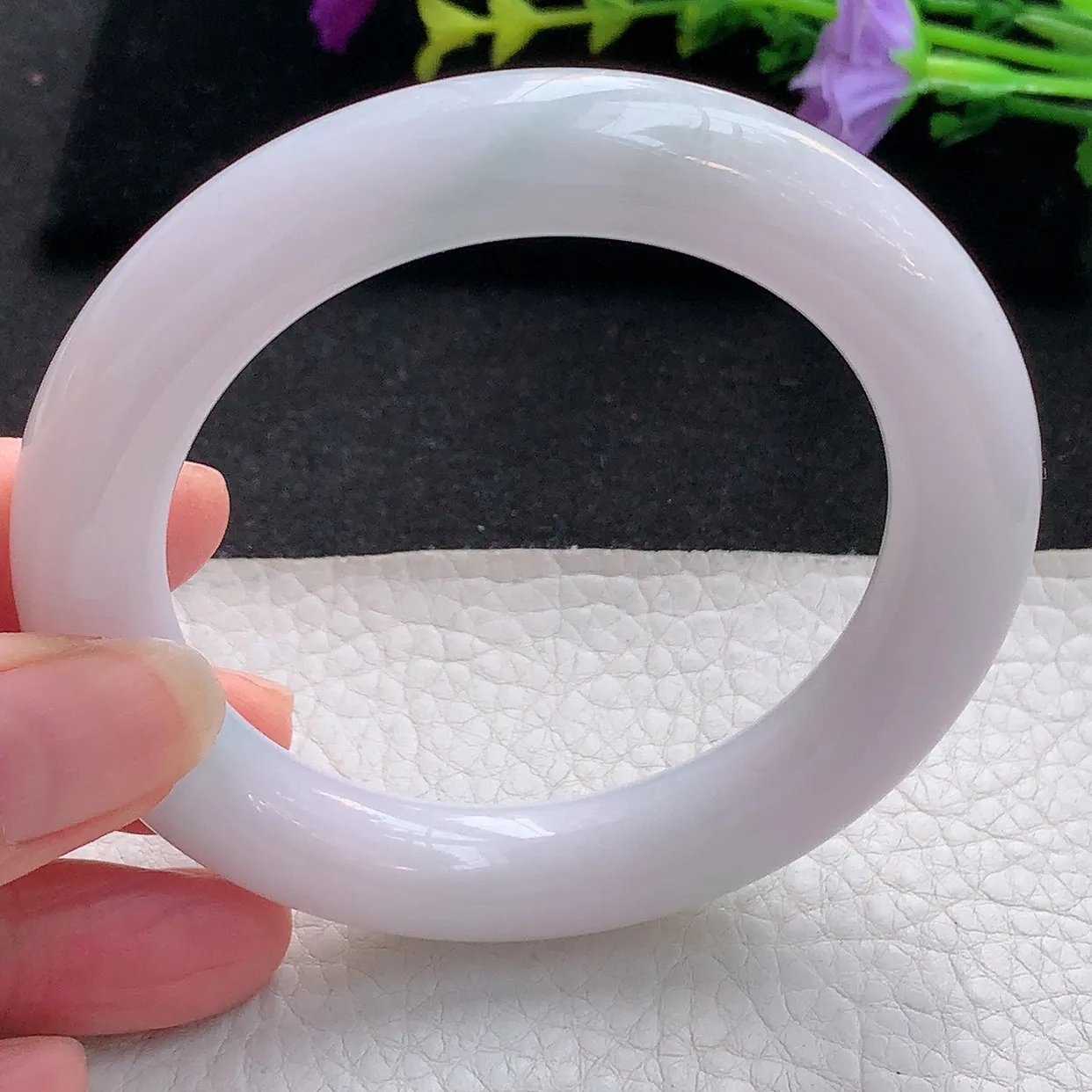 ss大圈口57*11.8圆条镯 天然翡翠A货手镯淡紫福镯