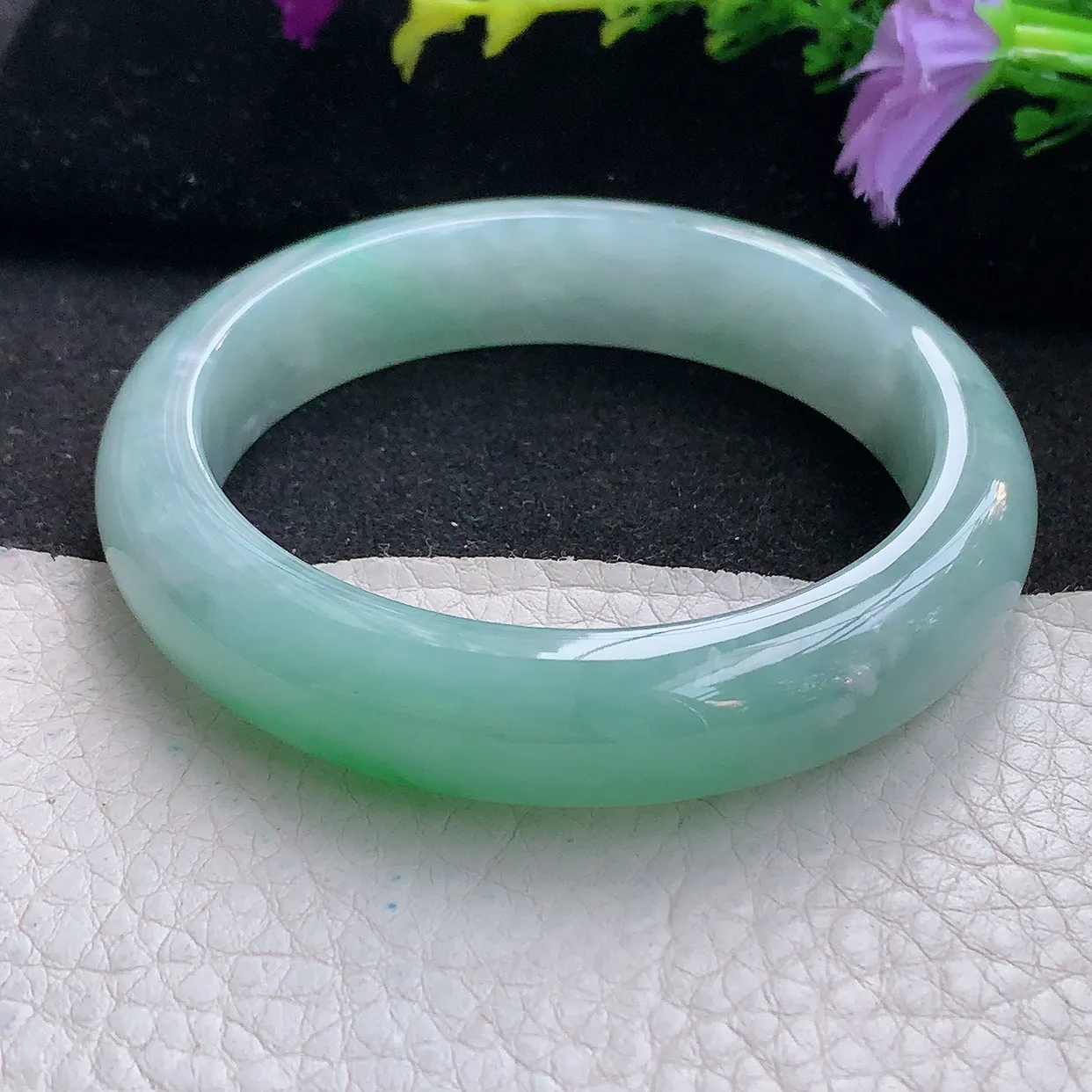 fx实拍55*12.6*8.2平安镯 天然翡翠A货手镯水润浅绿宽边正圈玉镯子