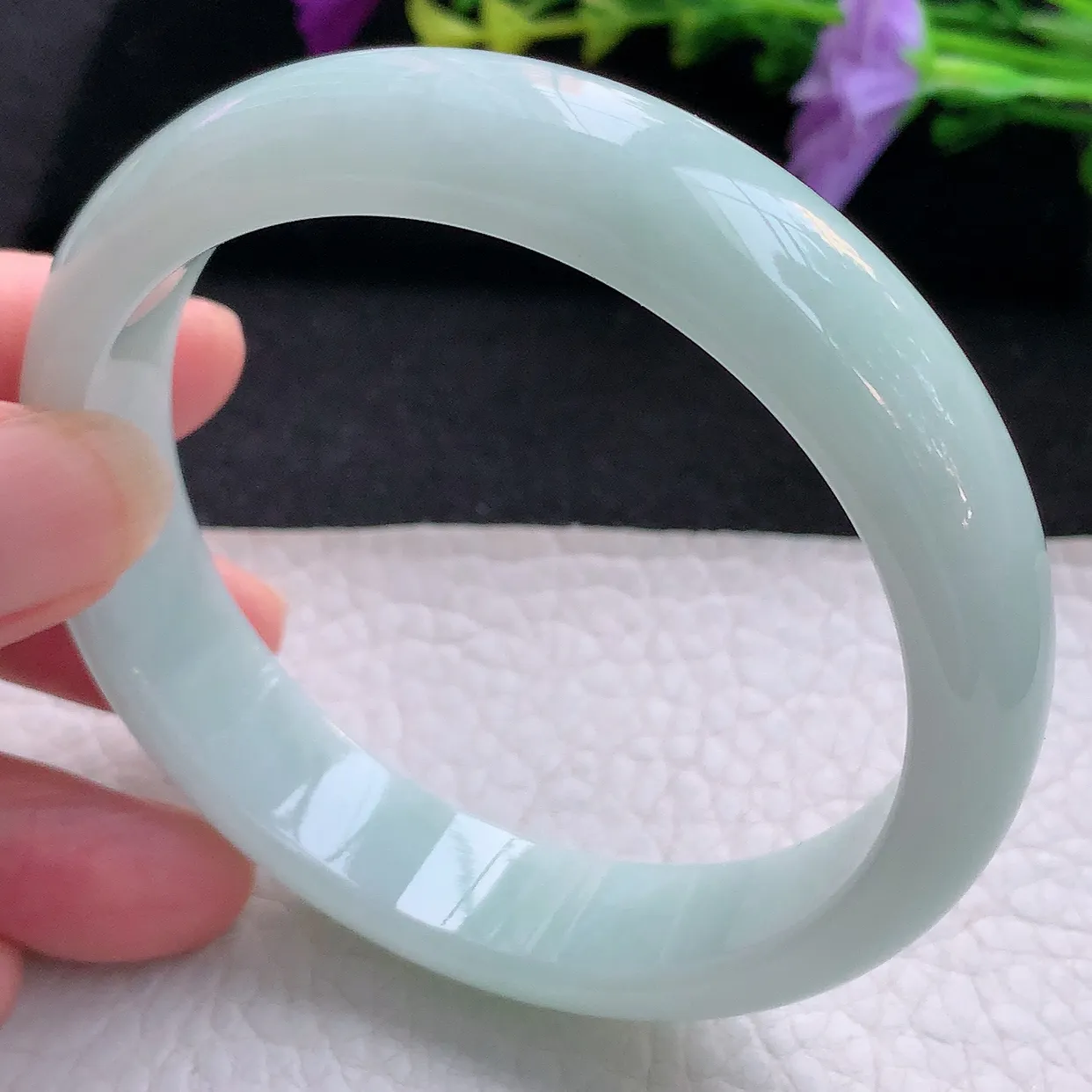 nr大圈口60*13.8*7.5平安镯 天然翡翠A货手镯淡绿宽边正圈玉镯子