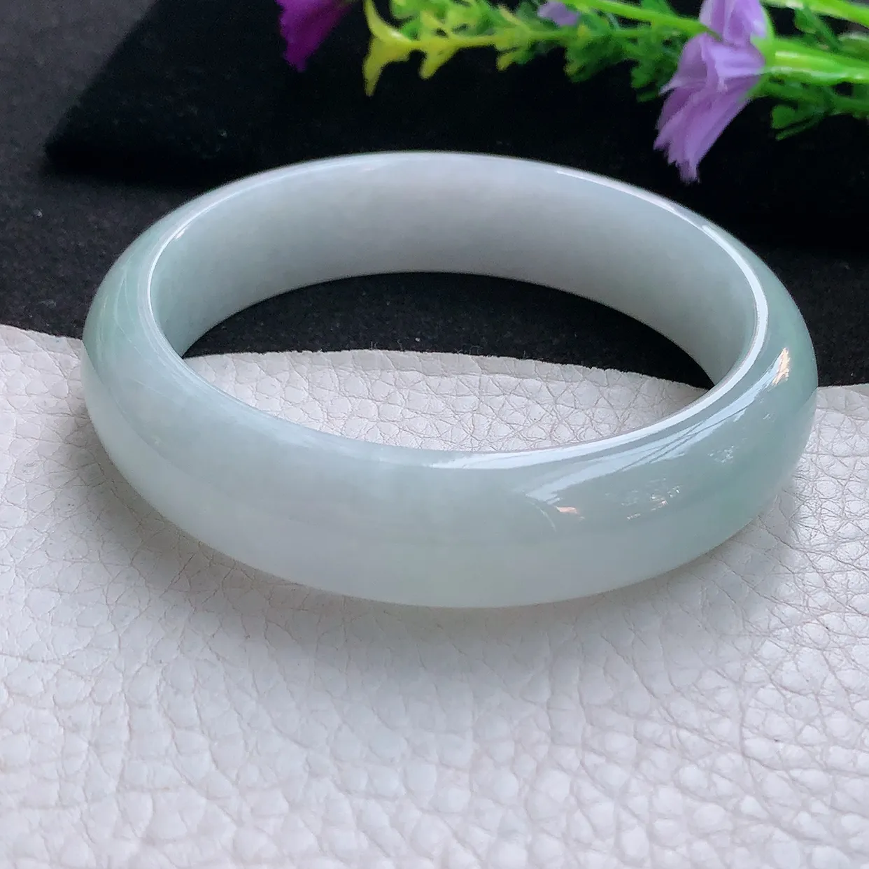 nr大圈口62*15.88.5轮胎平安镯 天然翡翠A货手镯淡绿加宽正圈玉镯子