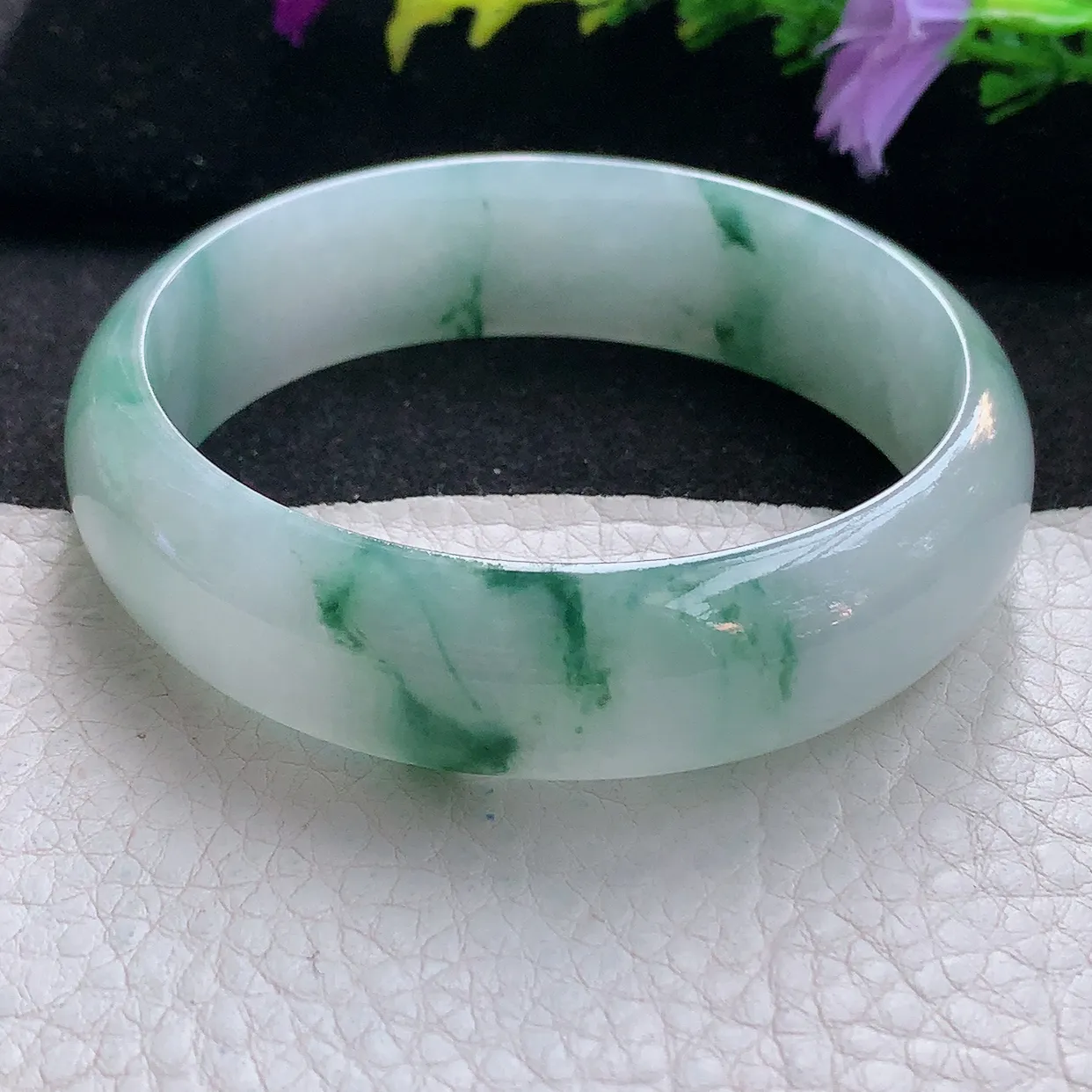 Js实拍59.5*16.8*6.5大圈口轮胎天然翡翠A货手镯冰透飘花宽边正圈玉镯子