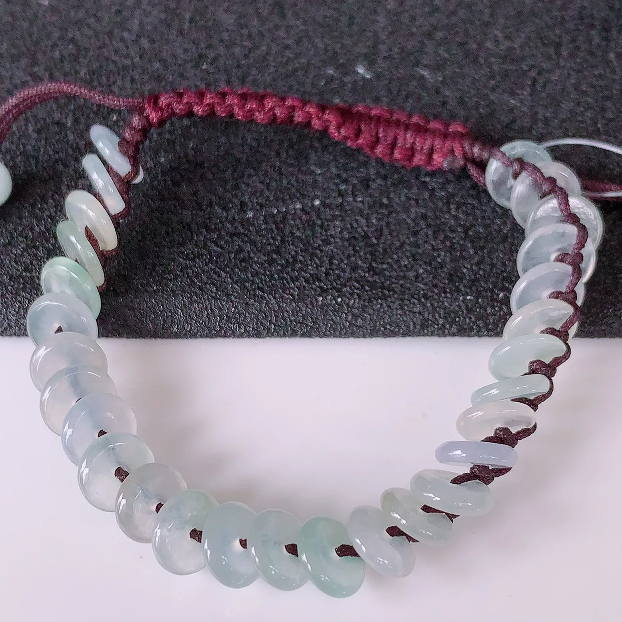 自然光实拍，冰种平安扣翡翠手串手链，种老水足，冰清玉润  颜色漂亮  #49.24取一尺寸7