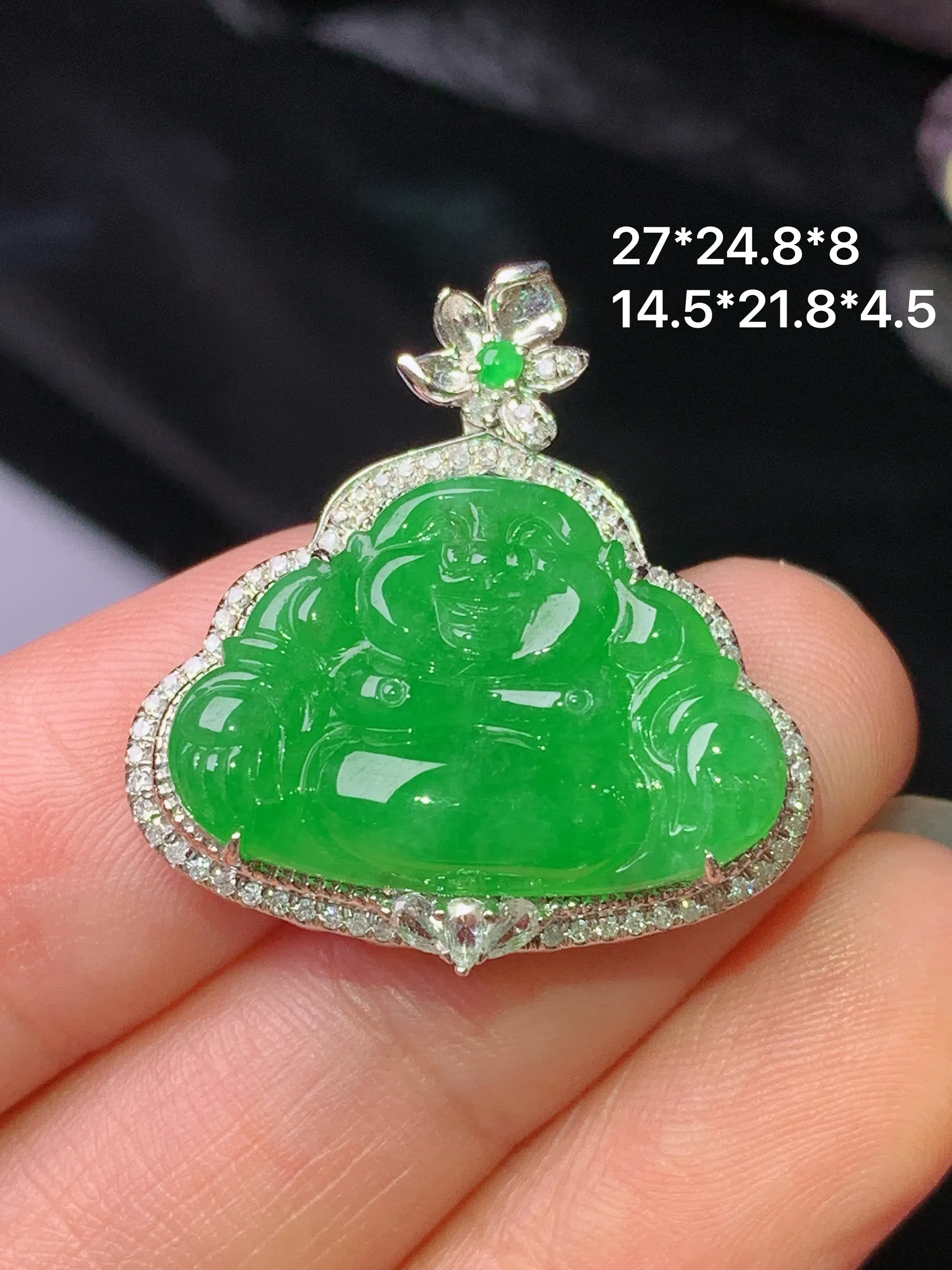 18k金钻镶嵌满绿佛公吊坠 玉质细腻 色泽清新艳丽 整体尺寸27*24.8*8