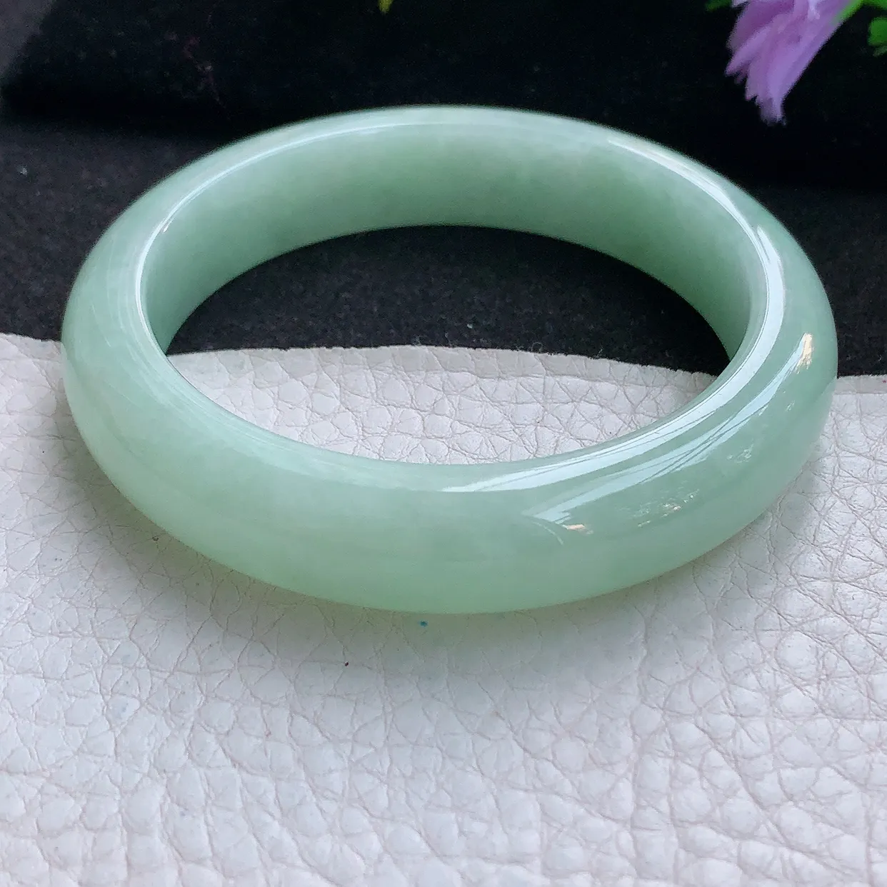 Ee大圈口55*12.5*8.5平安镯 天然翡翠A货手镯甜绿宽边正圈玉镯子