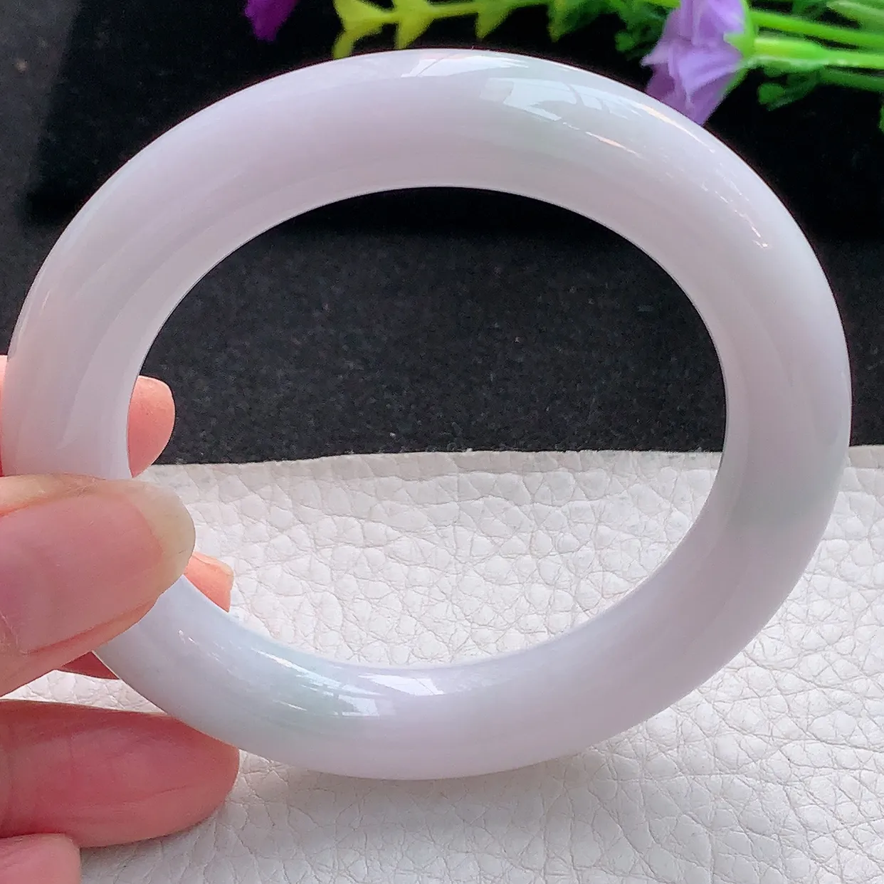 ss大圈口57*11.8圆条镯 天然翡翠A货手镯淡紫福镯