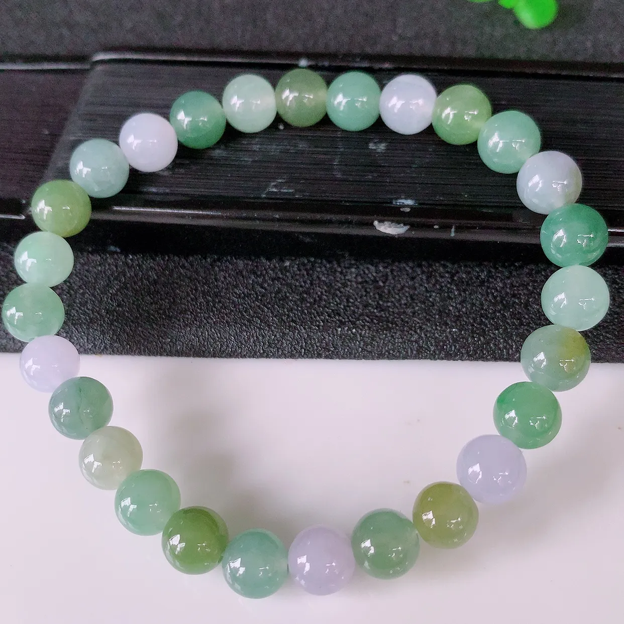 自然光实拍，冰润多宝翡翠手链，多彩翡翠手串，颜色丰富，料子细腻，高档大气，自戴送礼佳品！#46.24取一尺寸7