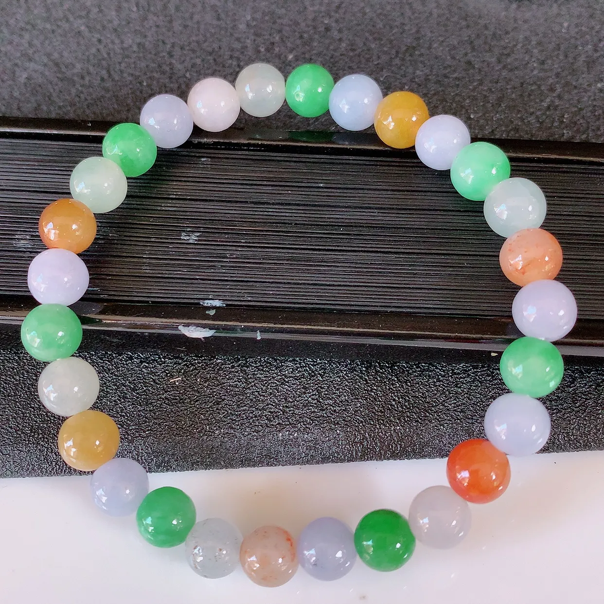 自然光实拍，冰润多宝翡翠手链，多彩翡翠手串，颜色丰富，料子细腻，高档大气，自戴送礼佳品！#46.26取一尺寸6.5