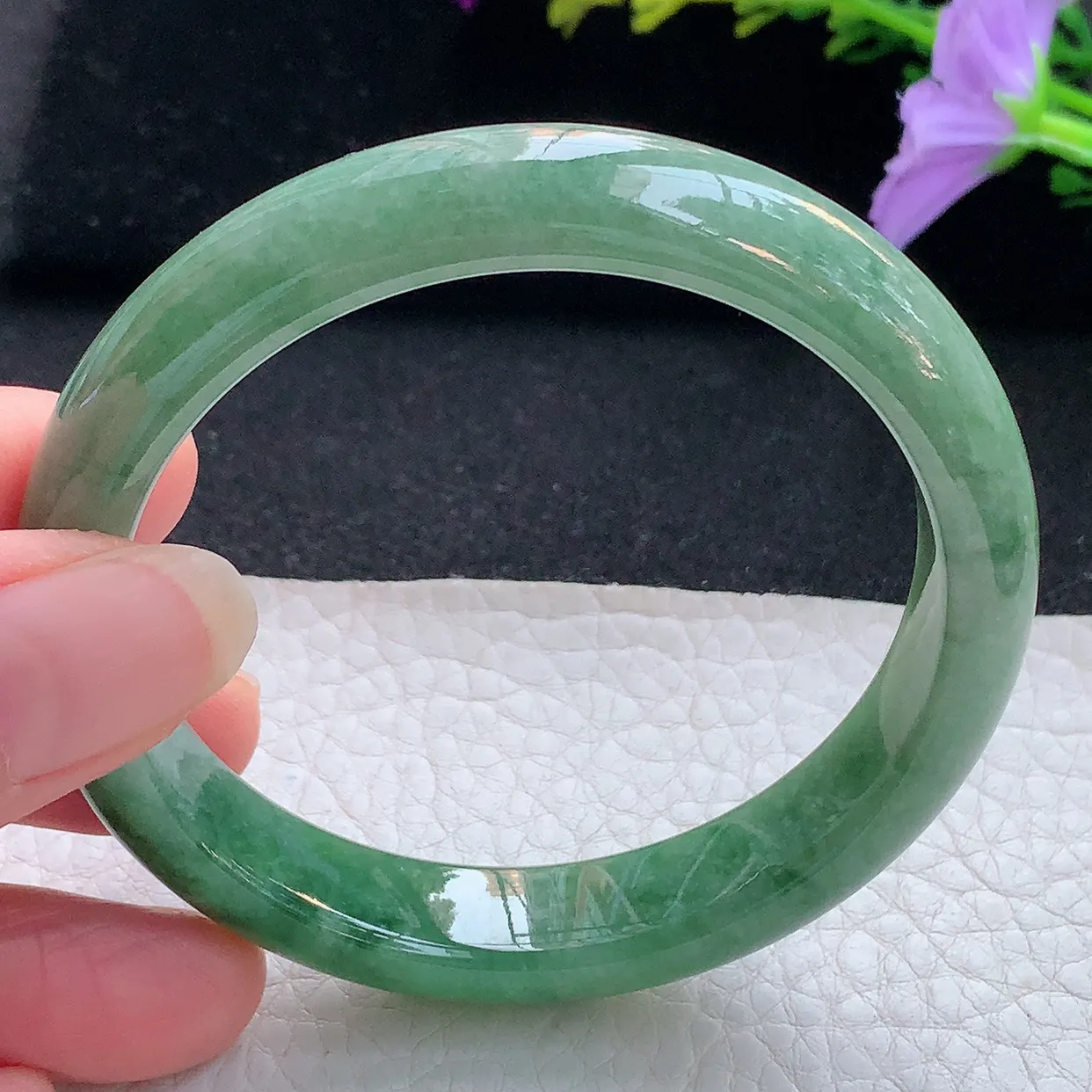 xx大圈口56.5*12*7.6平安镯 天然翡翠A货手镯油绿飘花宽边正圈玉镯子