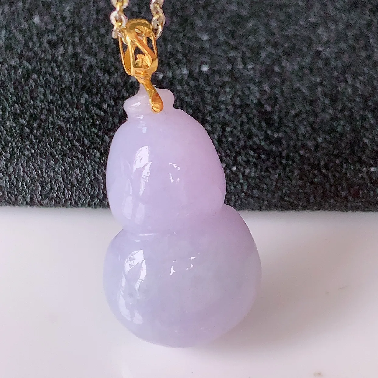 18K金镶嵌冰润紫罗兰翡翠葫芦吊坠，葫芦寓意福禄双全，财源滚滚，品佳品，佩戴效果优雅迷人！#57.24