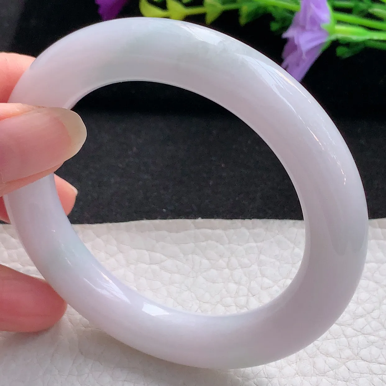 ss大圈口57*11.8圆条镯 天然翡翠A货手镯淡紫福镯