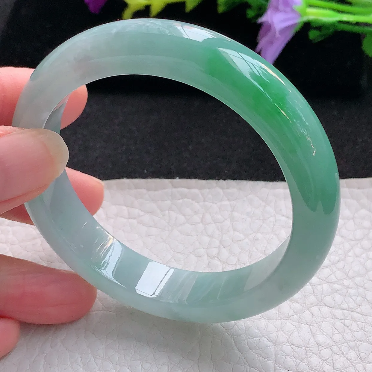 fx实拍55*12.6*8.2平安镯 天然翡翠A货手镯水润浅绿宽边正圈玉镯子