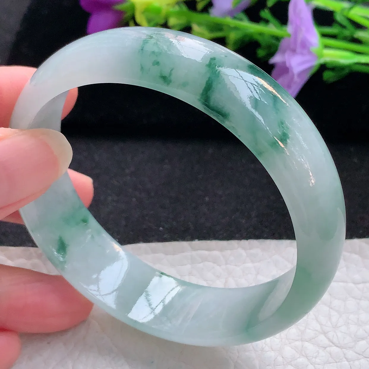 Js实拍59.5*16.8*6.5大圈口轮胎天然翡翠A货手镯冰透飘花宽边正圈玉镯子