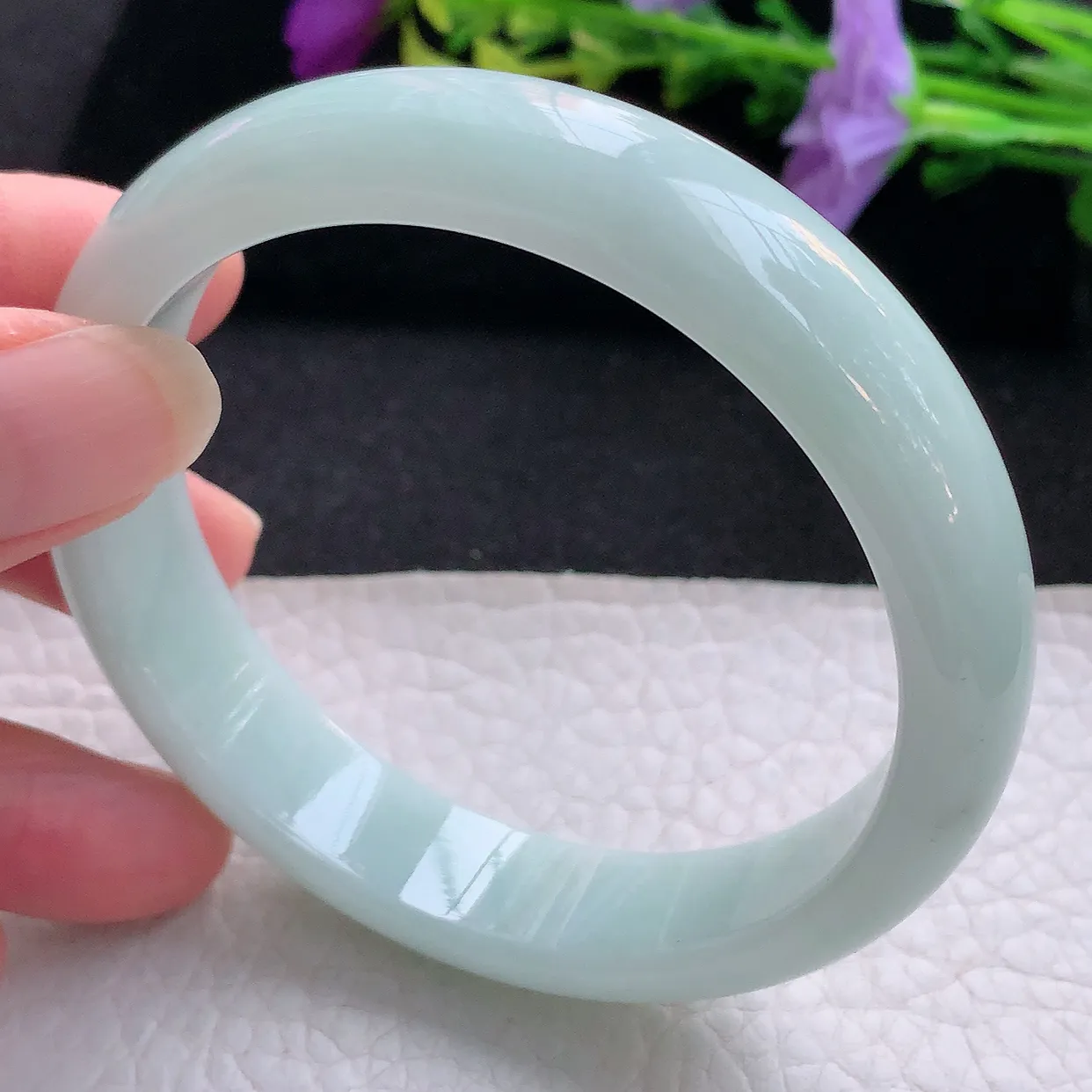 nr大圈口60*13.8*7.5平安镯 天然翡翠A货手镯淡绿宽边正圈玉镯子