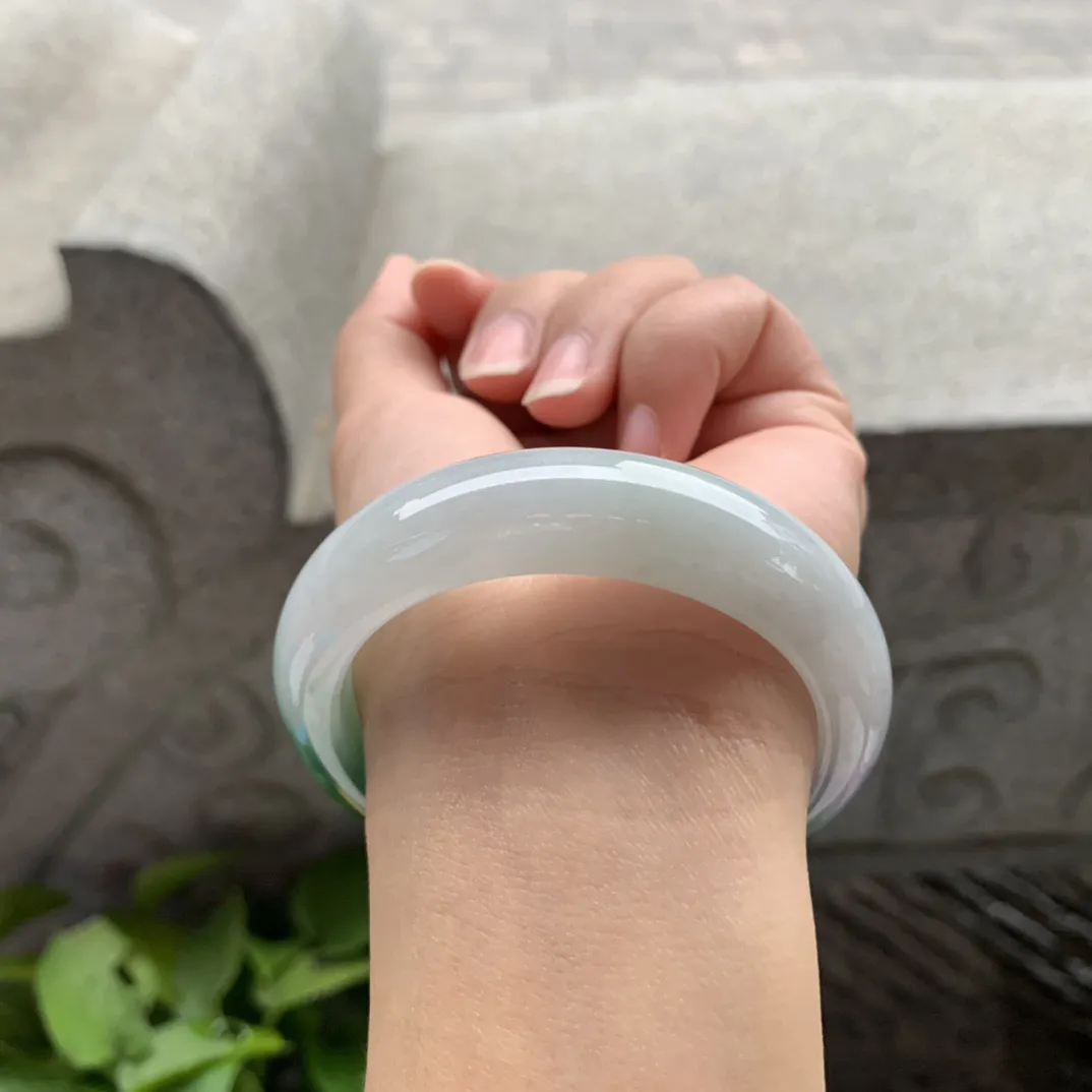 小圈口 53.3-14-8.7【辣瓜绿正圈手镯】正圈53 54可戴