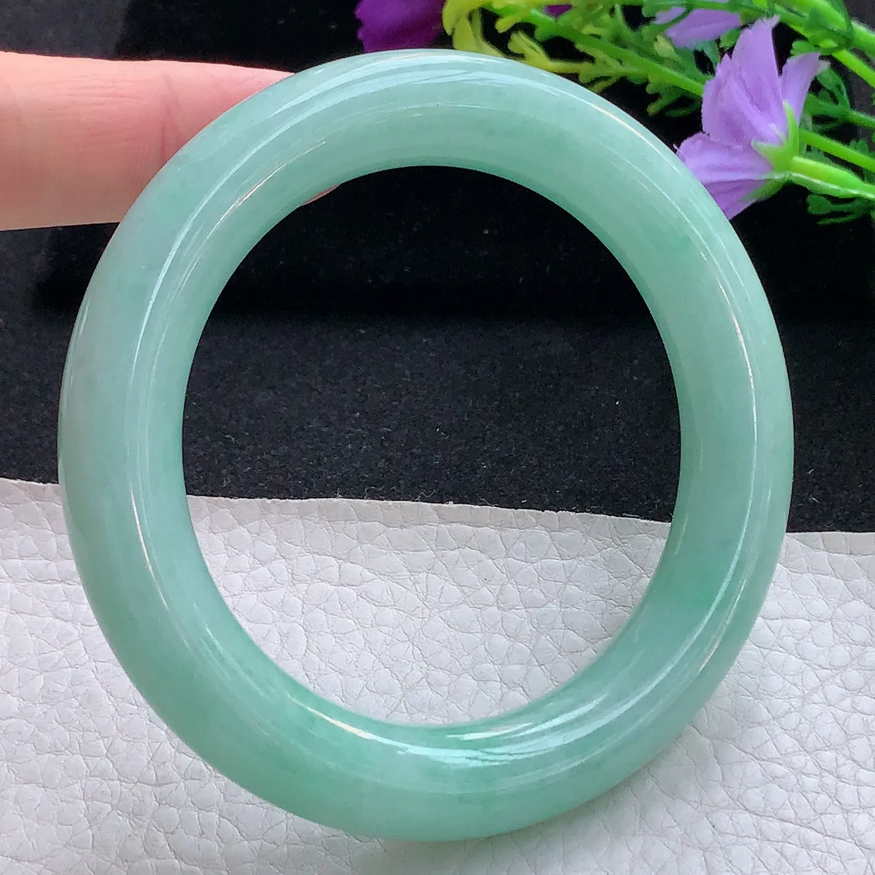 Jm实拍58*12.8*12圆镯天然翡翠A货手镯果绿玉镯子福镯圆条胖镯