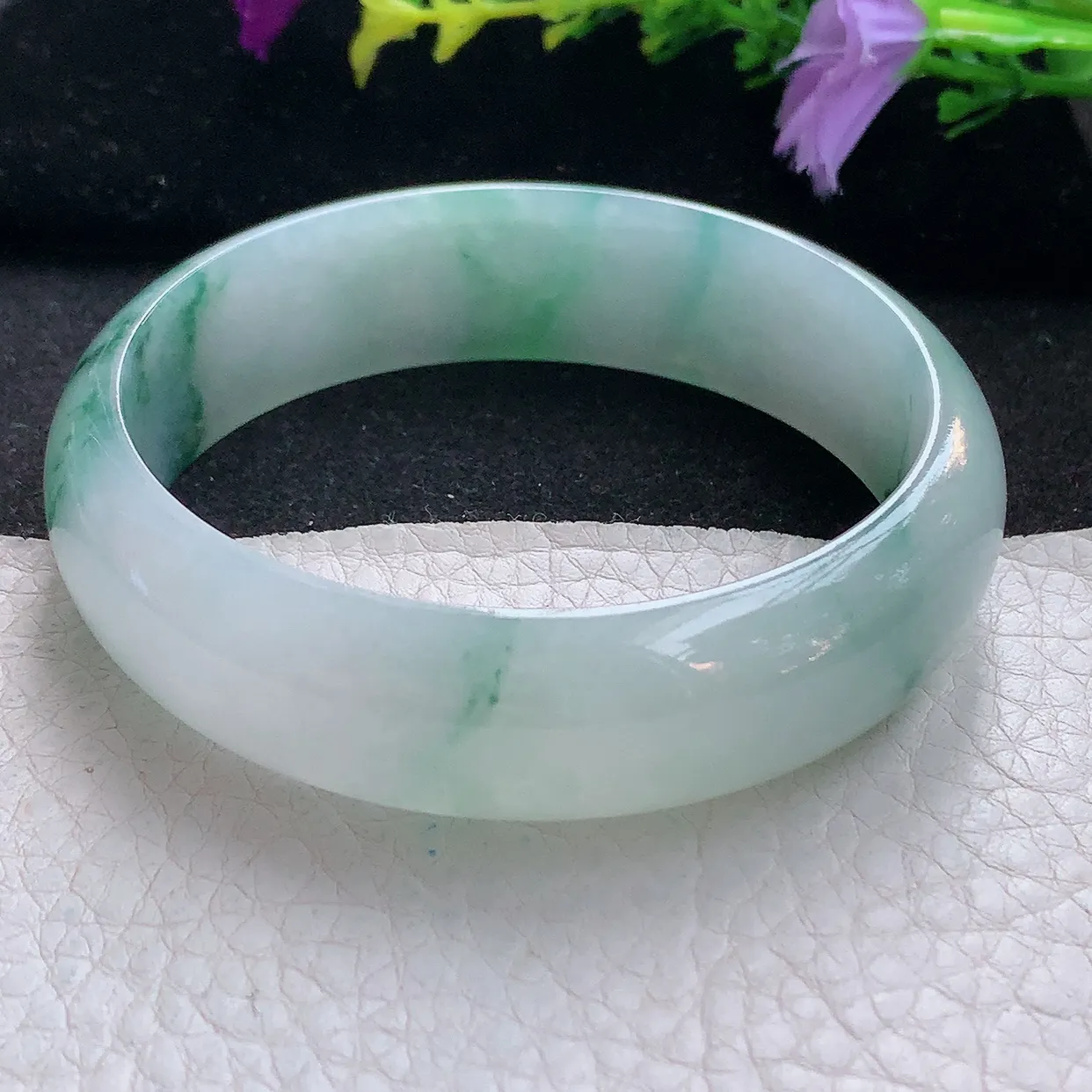 Js实拍59.5*16.8*6.5大圈口轮胎天然翡翠A货手镯冰透飘花宽边正圈玉镯子