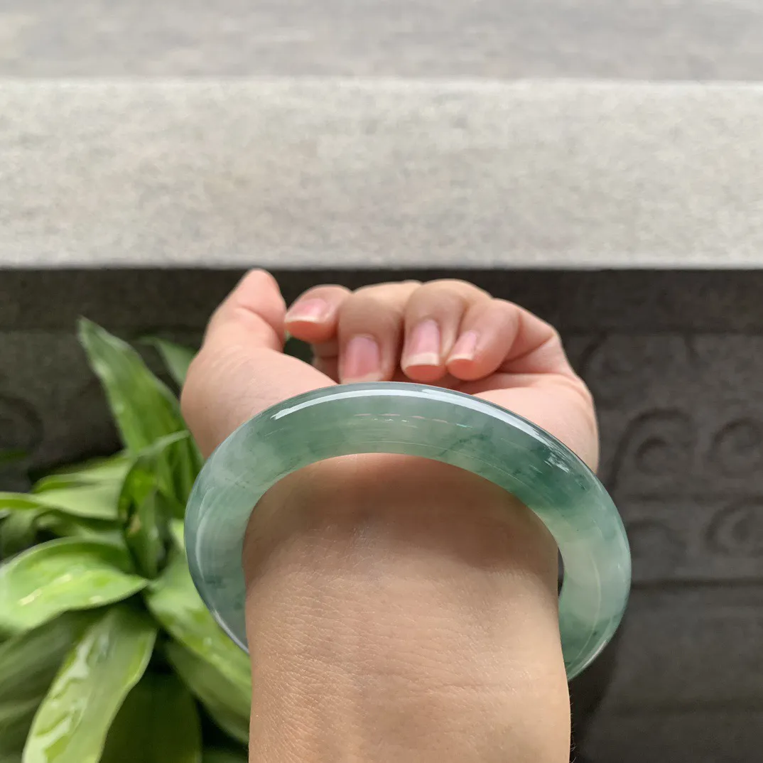 圈口56.2-11 【冰油绿圆条手镯】圆条56 57可戴