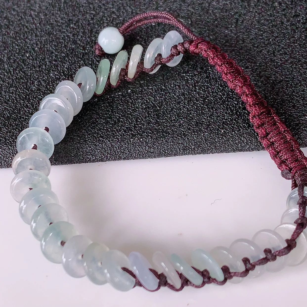 自然光实拍，冰种平安扣翡翠手串手链，种老水足，冰清玉润  颜色漂亮  #49.24取一尺寸7