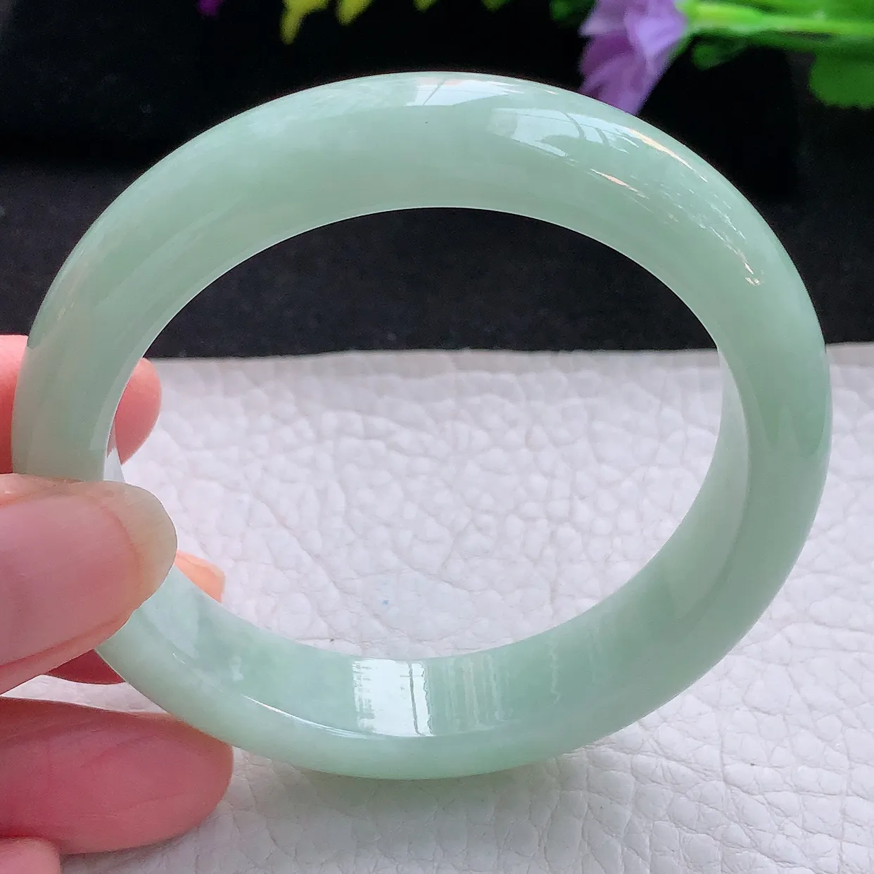 Ee大圈口55*12.5*8.5平安镯 天然翡翠A货手镯甜绿宽边正圈玉镯子