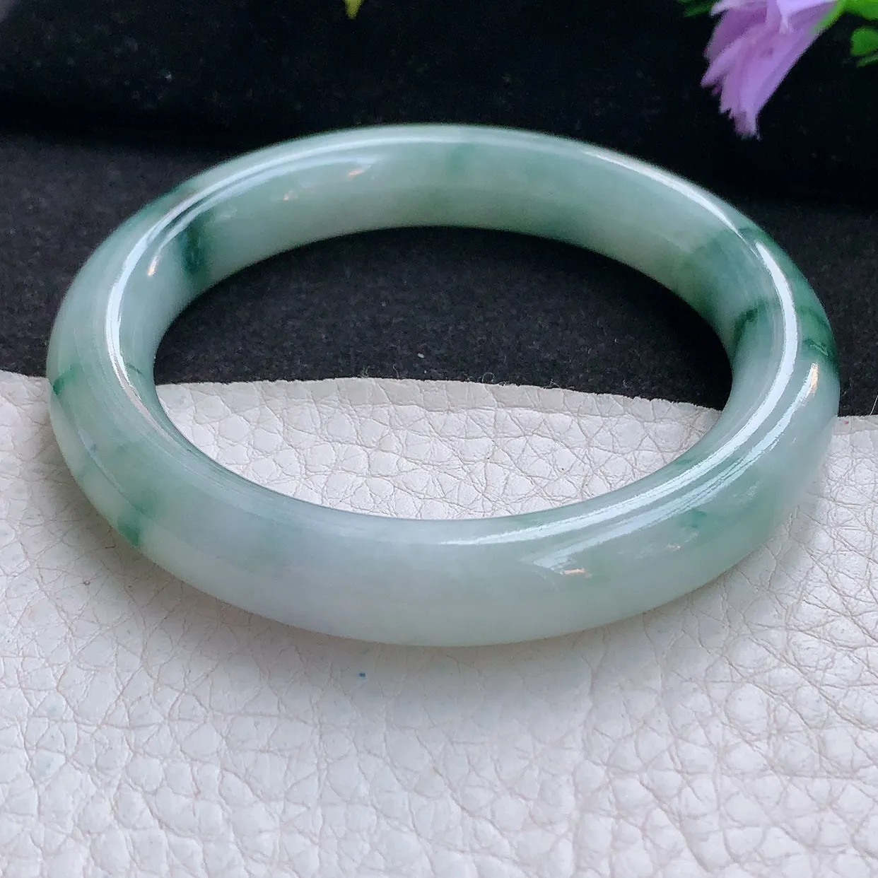 Ee大圈口53*10*9.2圆镯 天然翡翠A货手镯飘花圆条玉镯子福镯