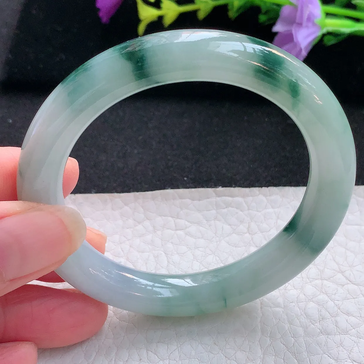 Ee大圈口53*10*9.2圆镯 天然翡翠A货手镯飘花圆条玉镯子福镯