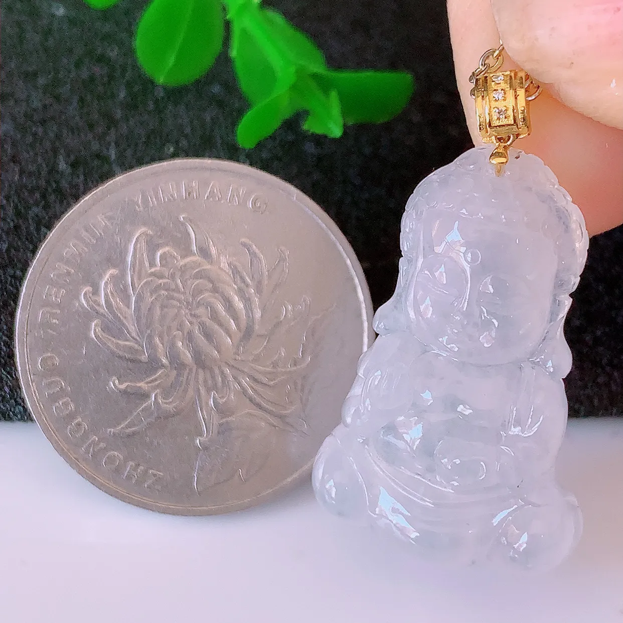 18K金镶嵌冰种翡翠保平安宝宝佛吊坠，一生平安，玉质莹润，佩戴佳品，#60.26