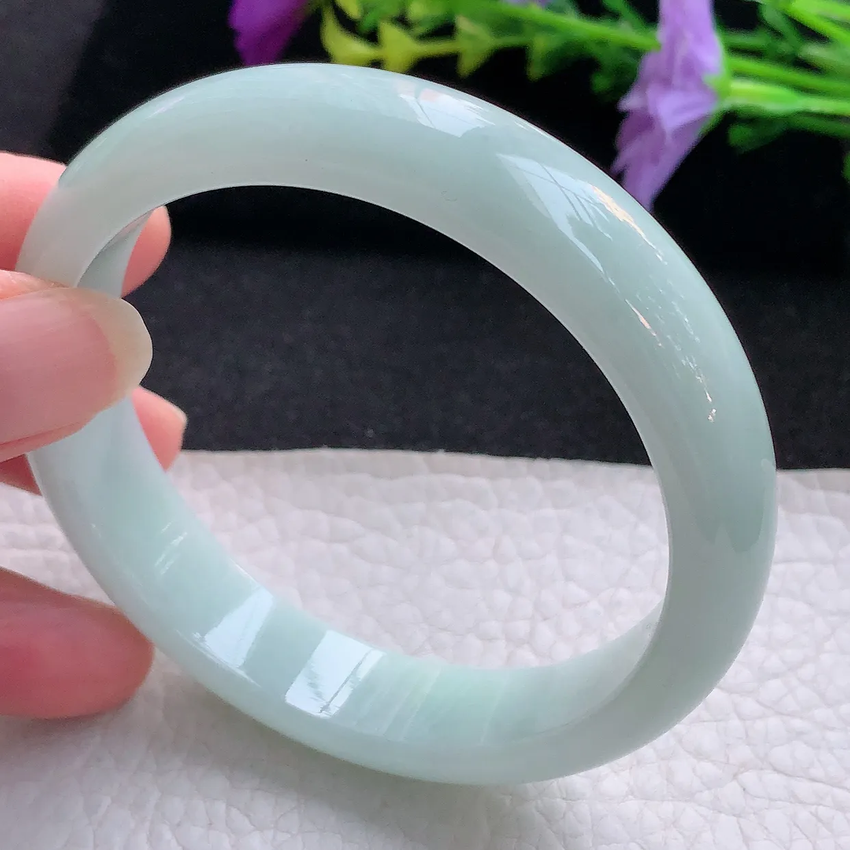 nr大圈口60*13.8*7.5平安镯 天然翡翠A货手镯淡绿宽边正圈玉镯子