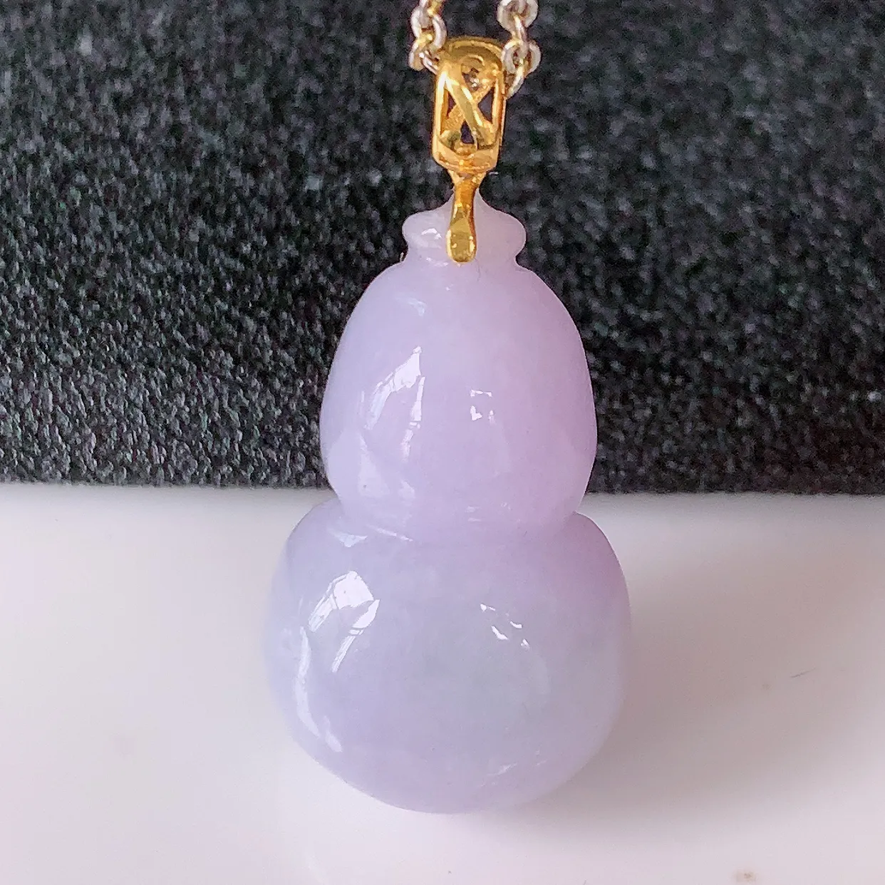 18K金镶嵌冰润紫罗兰翡翠葫芦吊坠，葫芦寓意福禄双全，财源滚滚，品佳品，佩戴效果优雅迷人！#57.24