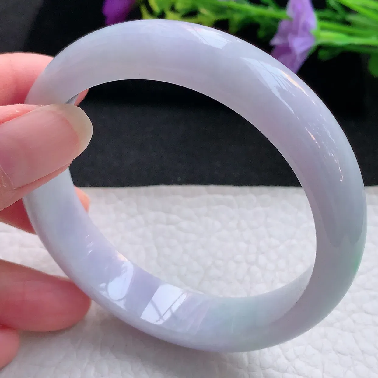 Ee大圈口59.3*14*7.8平安镯 天然翡翠A货手镯淡绿淡紫宽边正圈玉镯子