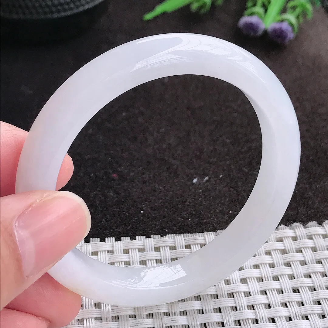 实拍A货翡翠52/9.2/7.9老坑冰润月光白手镯宽边玉镯手环