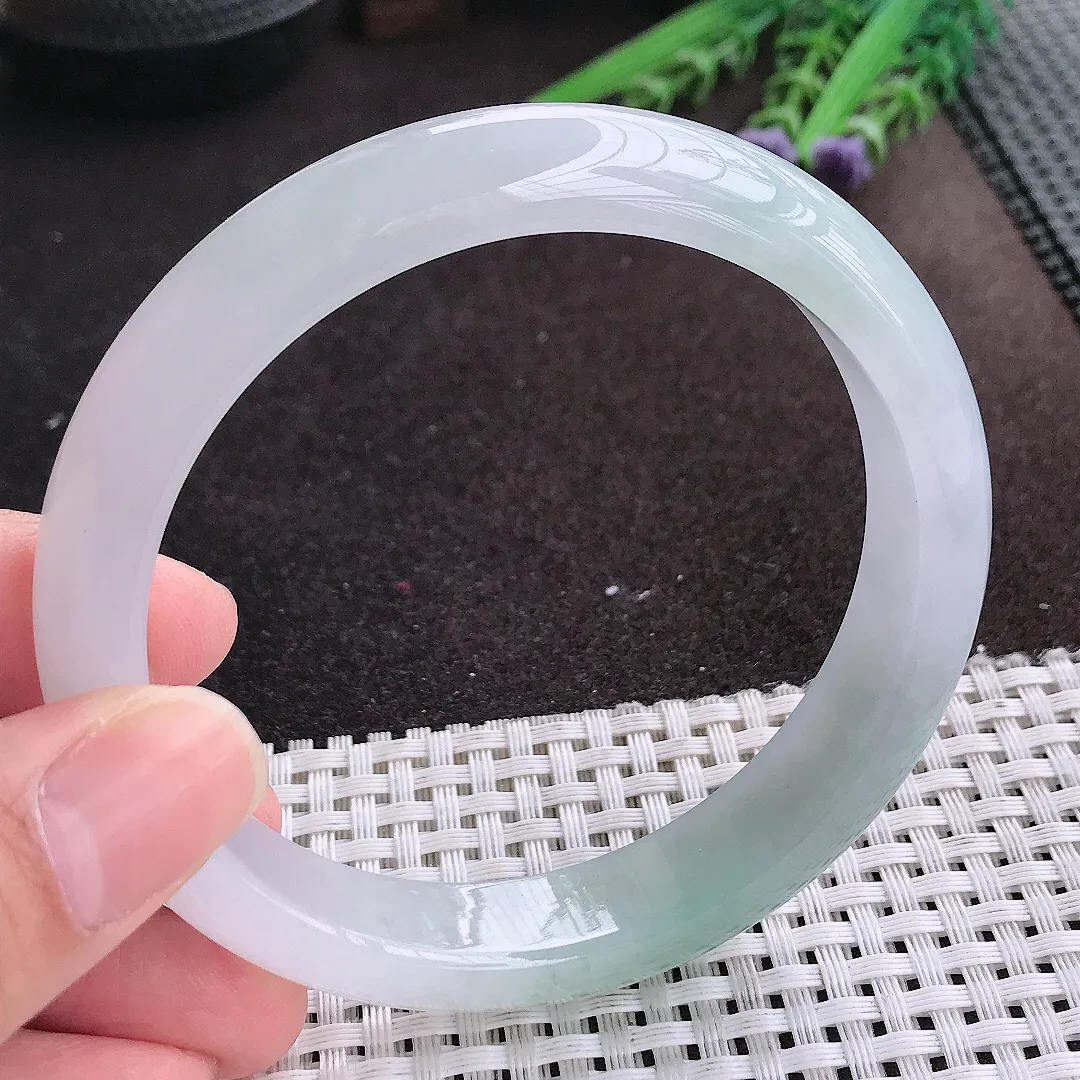 实拍A货翡翠63/12.6/8.3老坑冰胶果冻冰晴大圈口手镯宽边玉镯手环