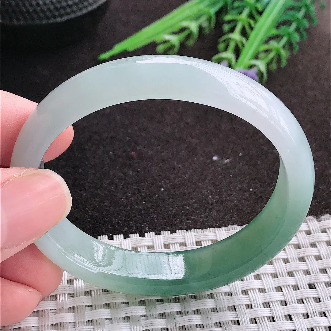 实拍A货翡翠53/45/12.4/7老坑冰胶水灵油绿贵妃手镯宽边玉镯手环