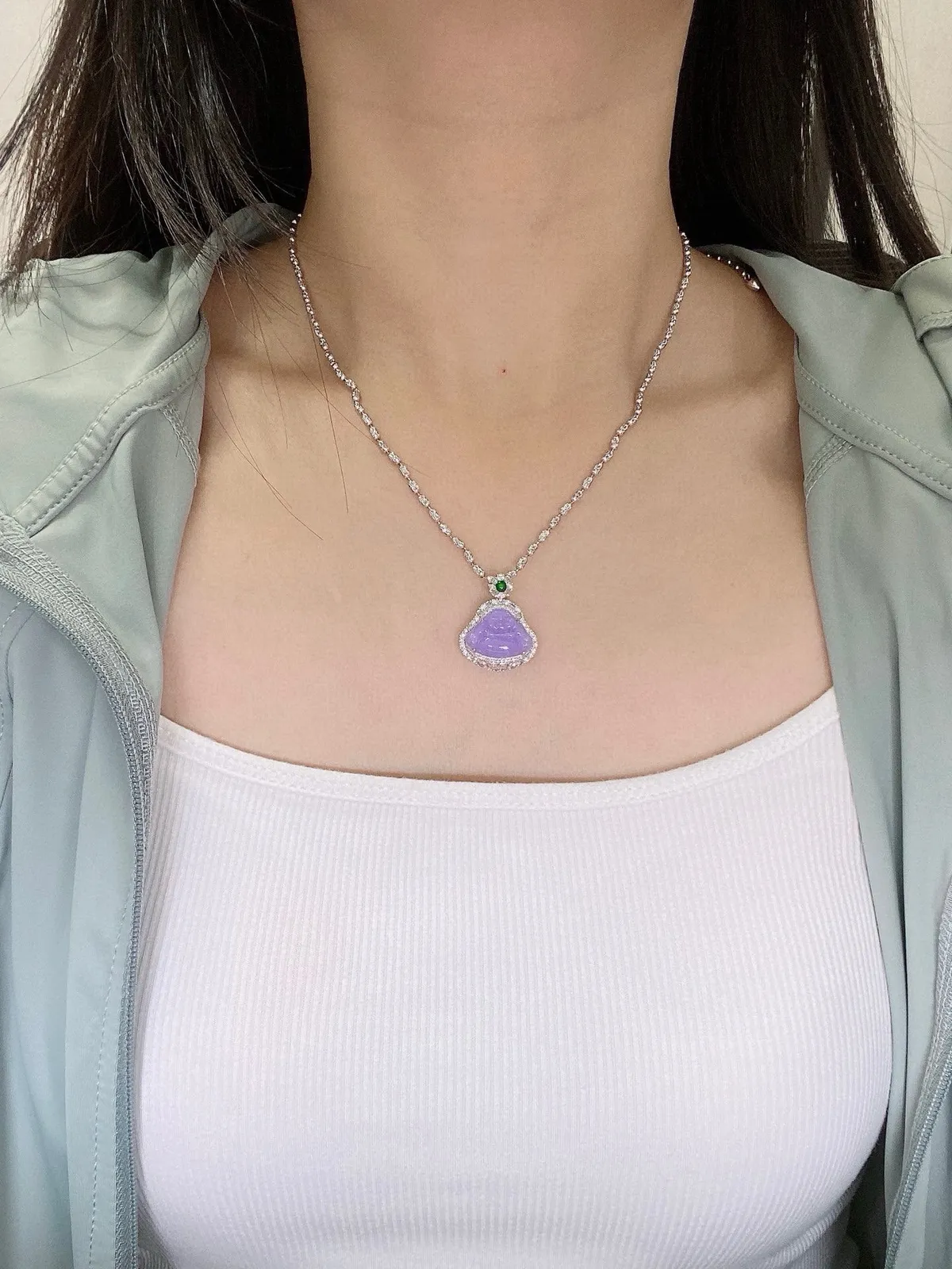 【冰种紫佛吊坠】种水很不错、质地细腻水润，形状很饱满，18K金钻镶嵌，裸石尺寸12*16.4*3.8毫米