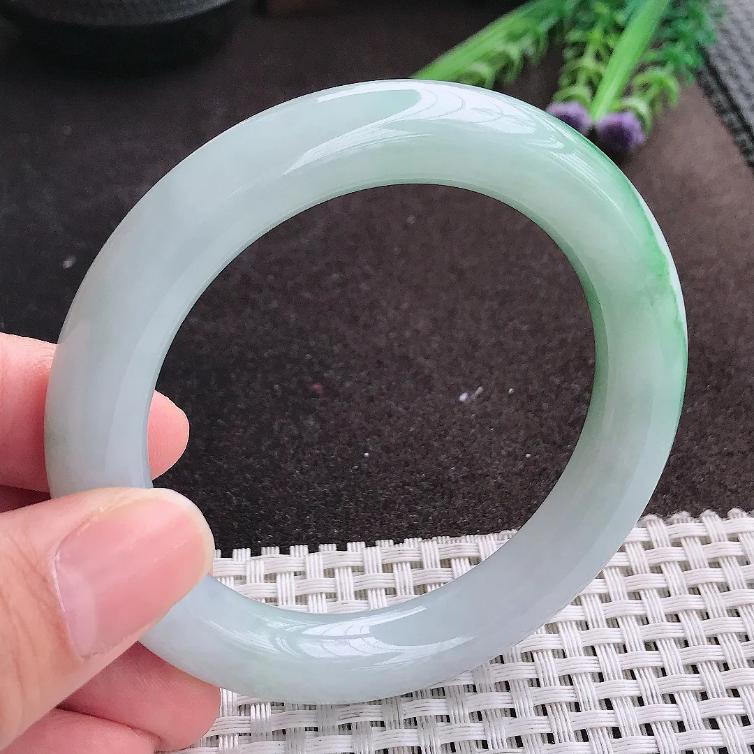 实拍A货翡翠56/11/10.8老坑精美冰润飘花胖圆条手镯翡翠玉镯手环
