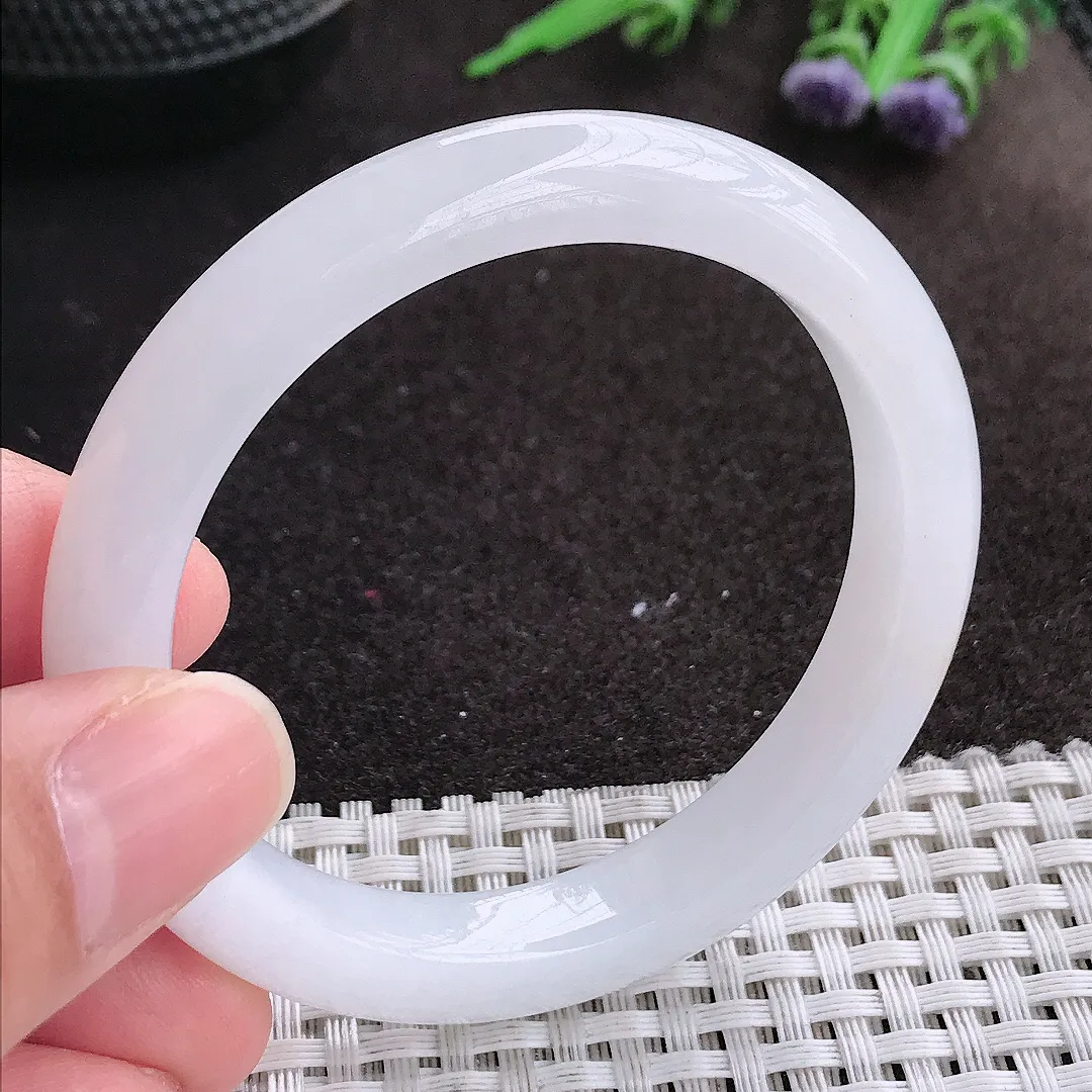 实拍A货翡翠52/9.2/7.9老坑冰润月光白手镯宽边玉镯手环