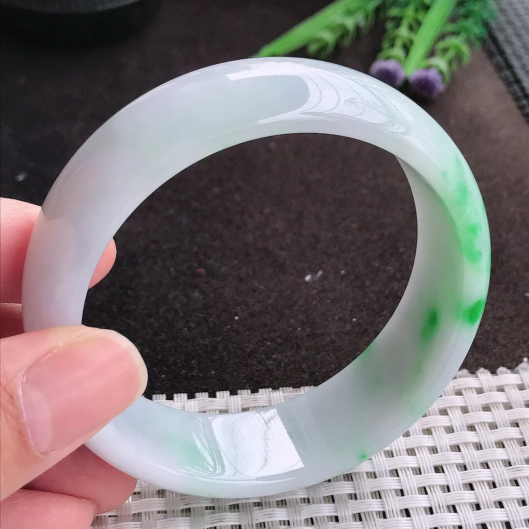 实拍A货翡翠59.8/19.8/7.8老坑精美飘阳绿手镯宽边轮胎镯手环