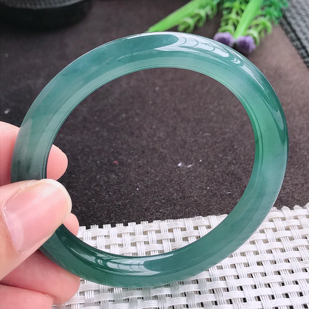 实拍A货翡翠57/8.8老坑冰胶果冻满色天空蓝圆条手镯玉镯手环