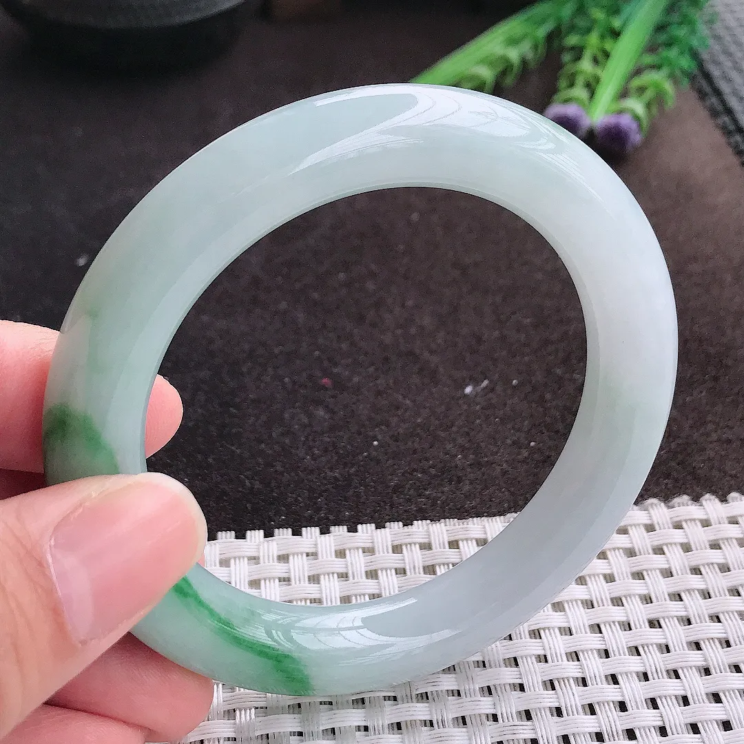 实拍A货翡翠56/11/10.8老坑精美冰润飘花胖圆条手镯翡翠玉镯手环